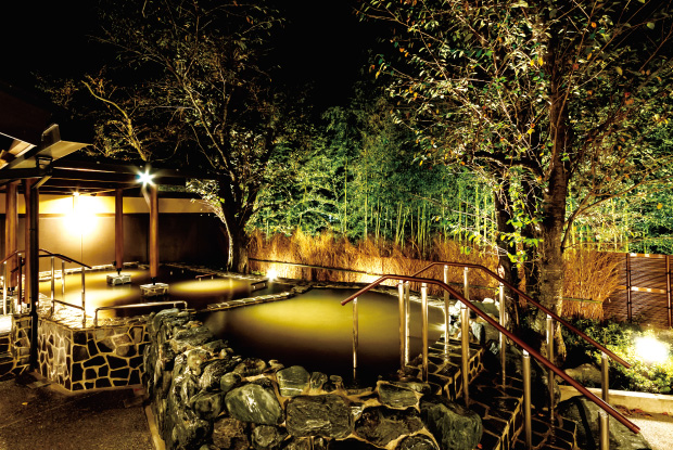 女性露天風呂の画像