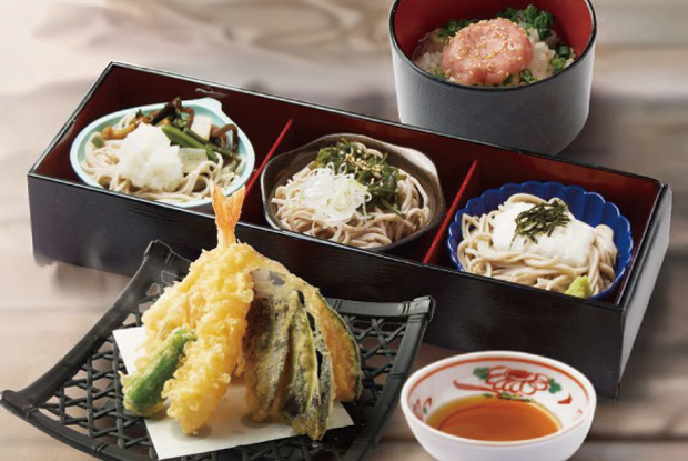 三色蕎麦御膳の画像